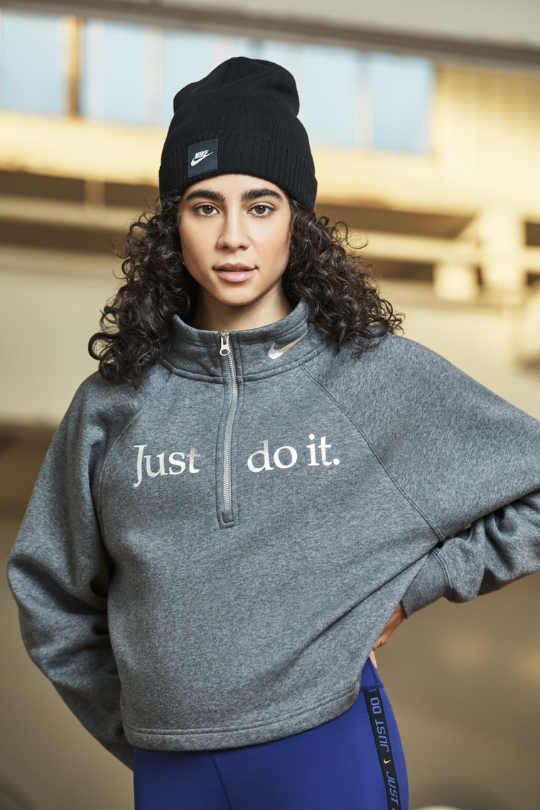 HO19_DSG_NIKE_BRASTIGHTS_STILLS_LOOK_1_MKam_LOOK_2_MPope_LAYER_0813_full